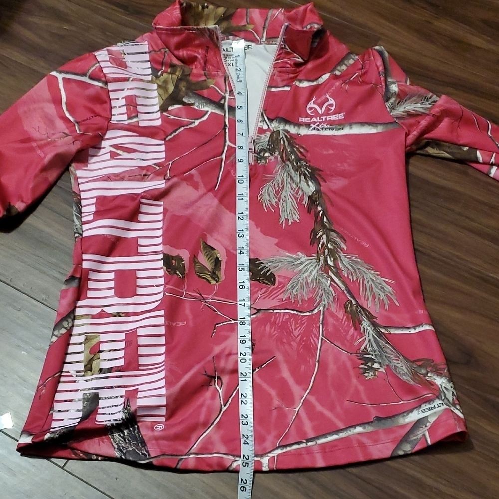 Realtree Pink and Brown Camouflage Half-Zip - Picture 8 of 9